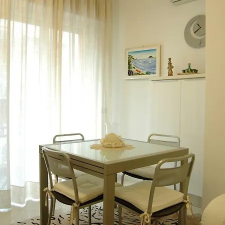 Serena Apartamento Alassio